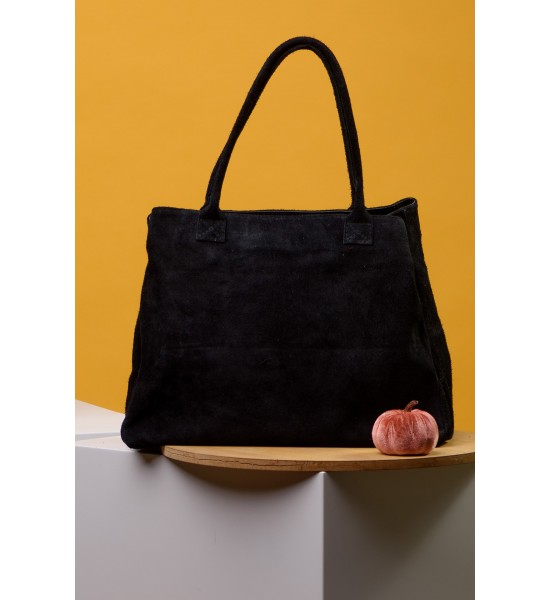 Черна велурена чанта 181121-1 от Popov.Fashion